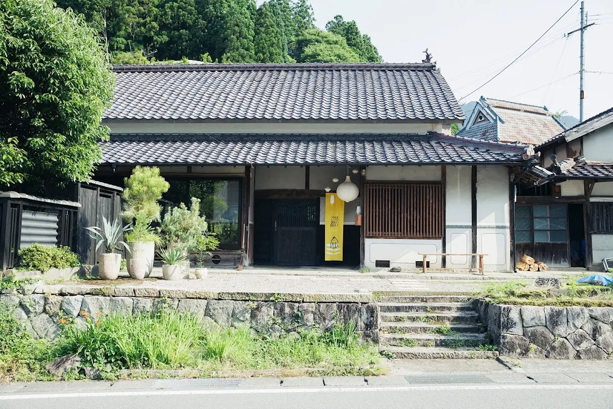 yogoto 古民家一棟貸しの宿