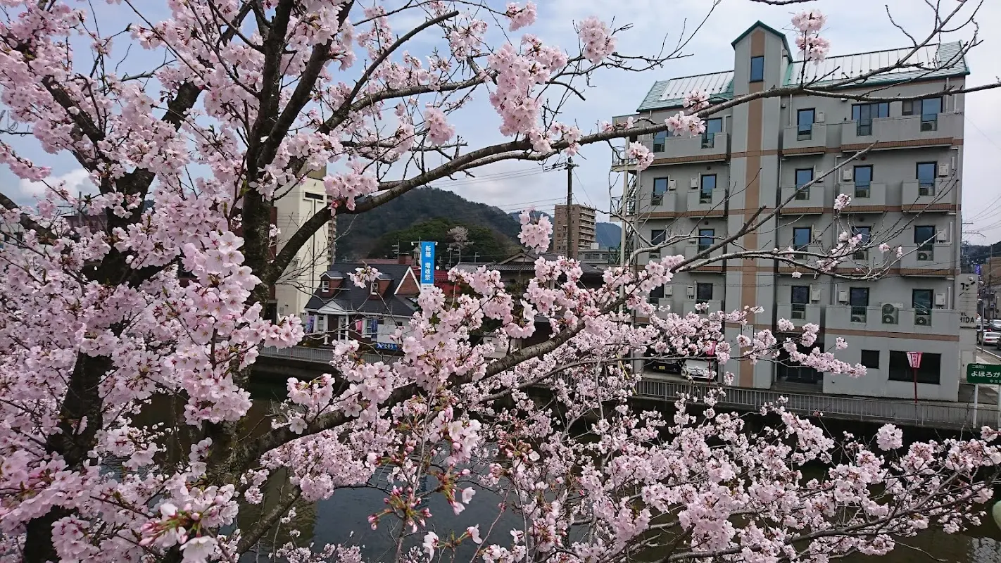 別館ウィークリーホテルよしだ