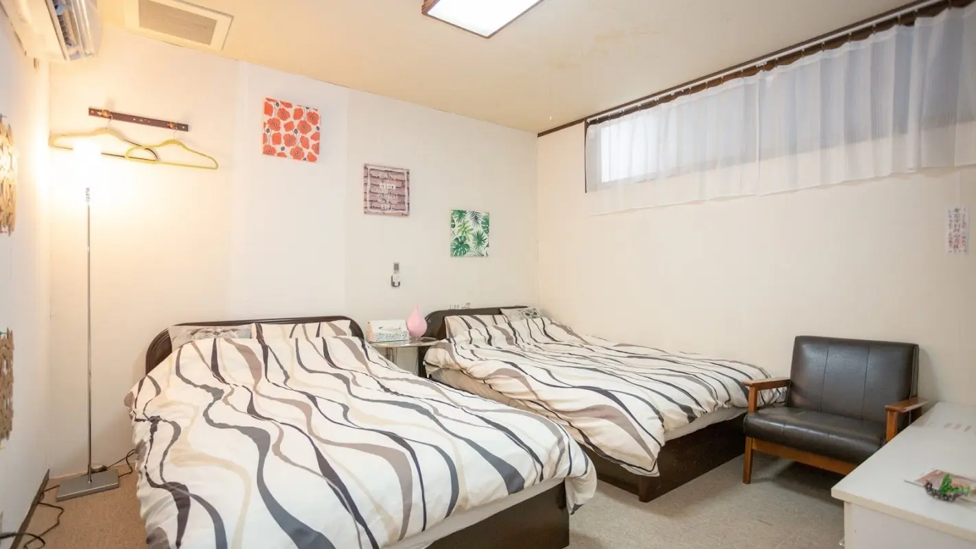 ゲストハウス ONE WORLD 東寺