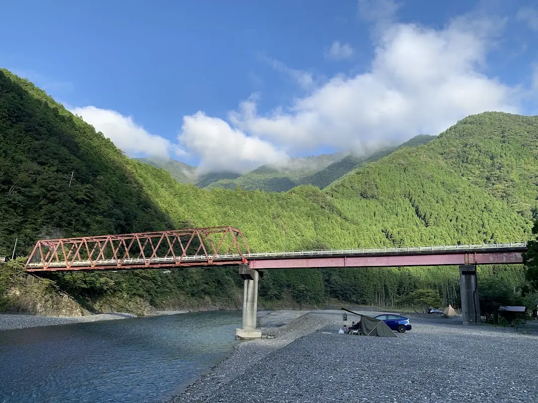 谷瀬つり橋オートキャンプ場