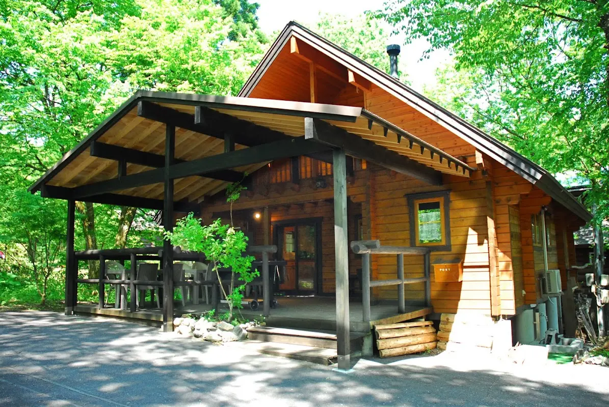 コテージ蒜山の森 角ログコテージ