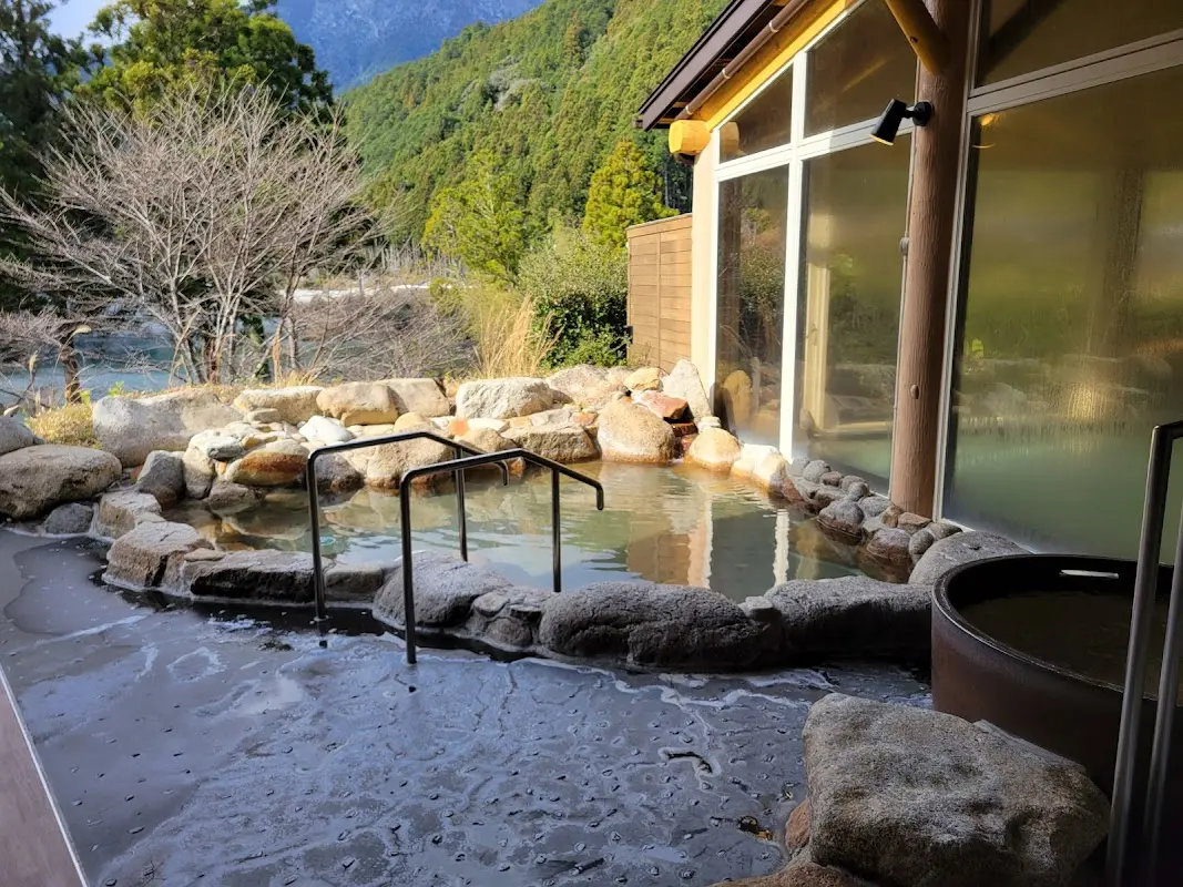 おくとろ温泉 やまのやど（道の駅 おくとろ）